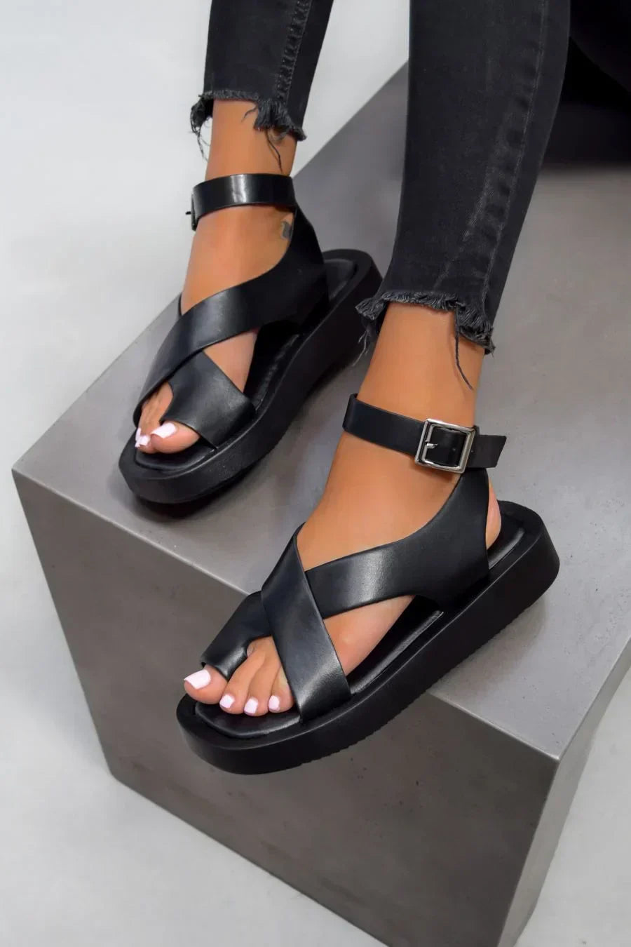 Sandale Gladiator Momount Damă – Piele Coral, Platformă, Curea la Gleznă