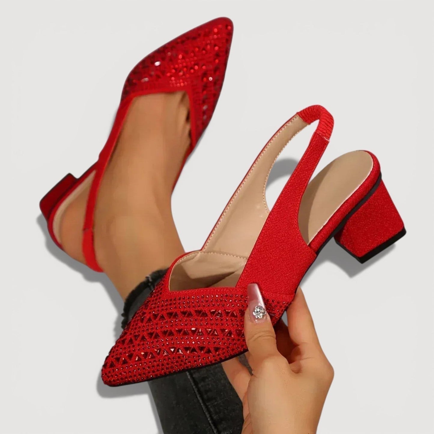 Pantofi Slingback Momount Damă – Strasuri, Vârf Ascuțit, Toc Bloc Mic, V-Cut