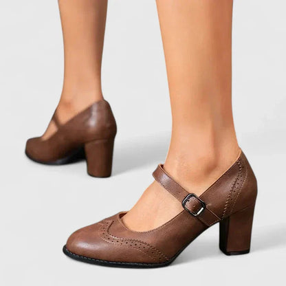 Pantofi Mary Jane Momount Damă – Toc Bloc, Piele cu Brogue, Vârf Rotund, Cataramă