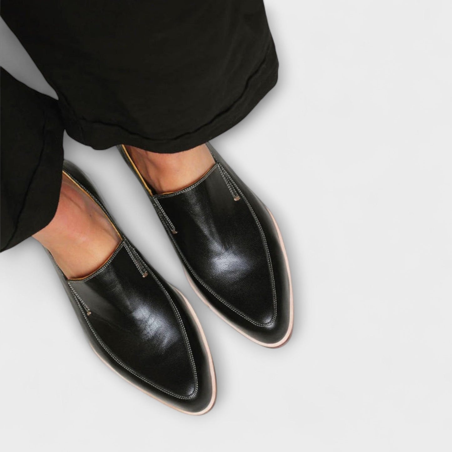 Mocasini cu Vârf Ascuțit Momount Damă – Piele, Slip-On, Plat Moale, Minimalist