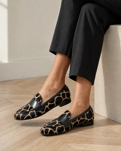 Mocasini animal print de damă cu bordură neagră — imagine de produs 8
