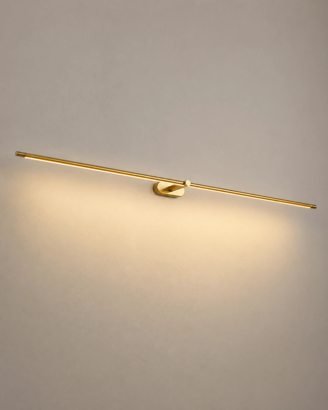 Linear LED Wall Lamp in gold – high-quality studio product view
